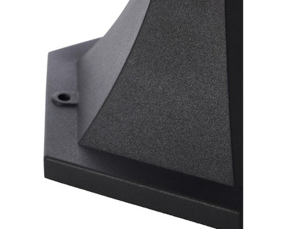 Outdoor Pedestal Light – Black